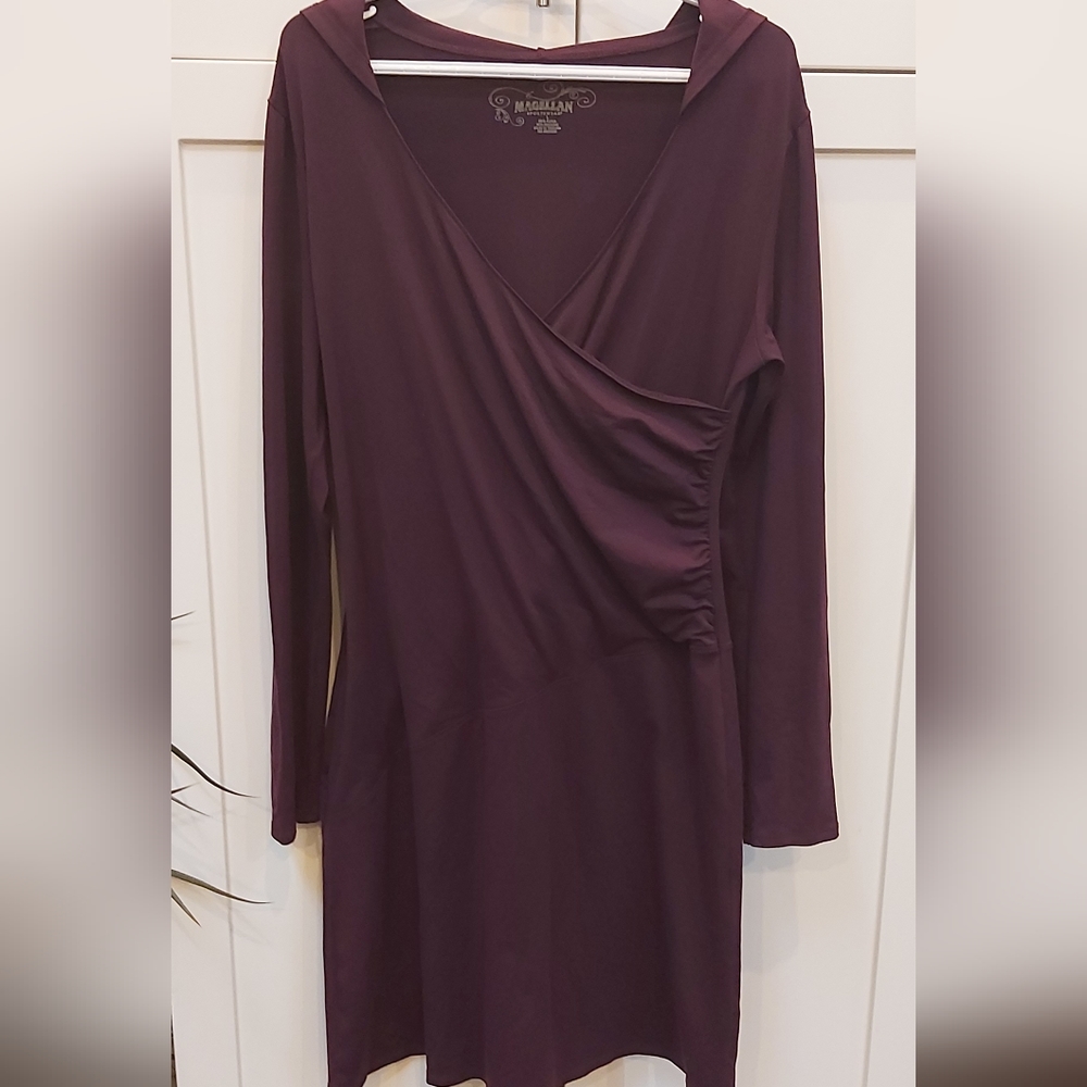 Magellan hooded travel dress